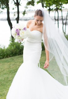 white hydrangea white peony lavender rose bouquet_edited